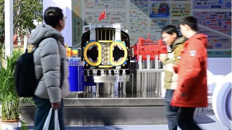 名利场下的契约困局:透视演艺生态中的利益纠葛与合规挑战。 新闻