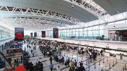  数据洞察：深圳机场边检如何精准应对广交会入境客流高峰 新闻