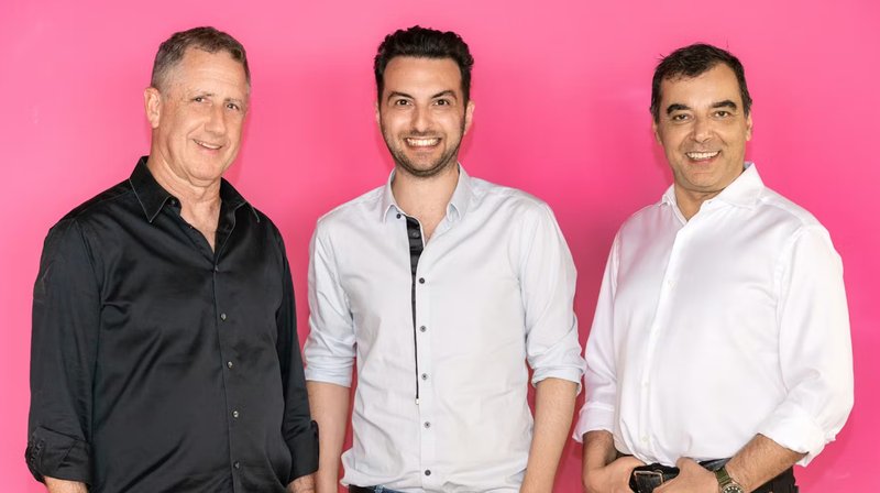  英伟达205亿收购折戟：Nebius接棒背后的AI云服务商全栈突围战 IT技术