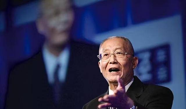 权力边界与专业主义的百年博弈:魏纪中时代的历史镜鉴 体育新闻