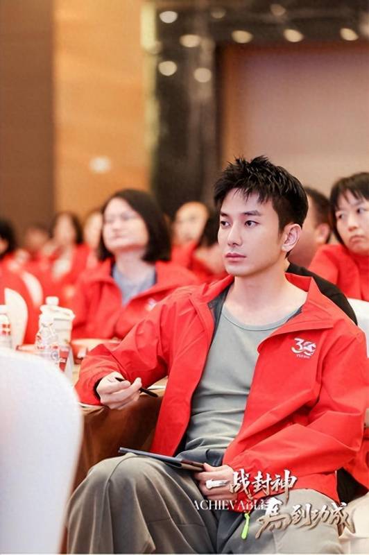 【跨界转型方法论】从济州岛民宿到平安人寿:一名演员的八年职业重构路径 企业服务